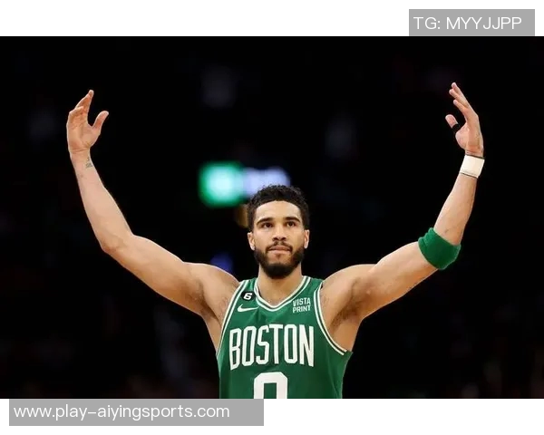 布朗砍下31分塔图姆贡献全面数据太阳布克虽得37分仍遭绿军逆转连败五场